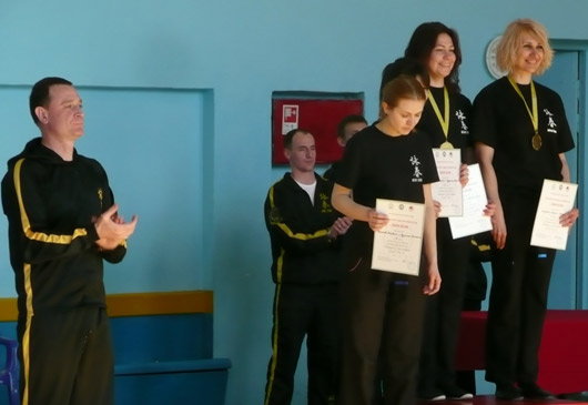На соревнованиях «Кубок России 2012» в Санкт-Петербурге, Марина Синицына и Елена Хоменко завоевали золотые медали в номинации дуэлянь.